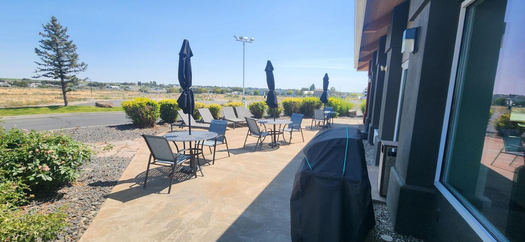 Ten Pin Inn & Suites Moses Lake Buitenkant foto