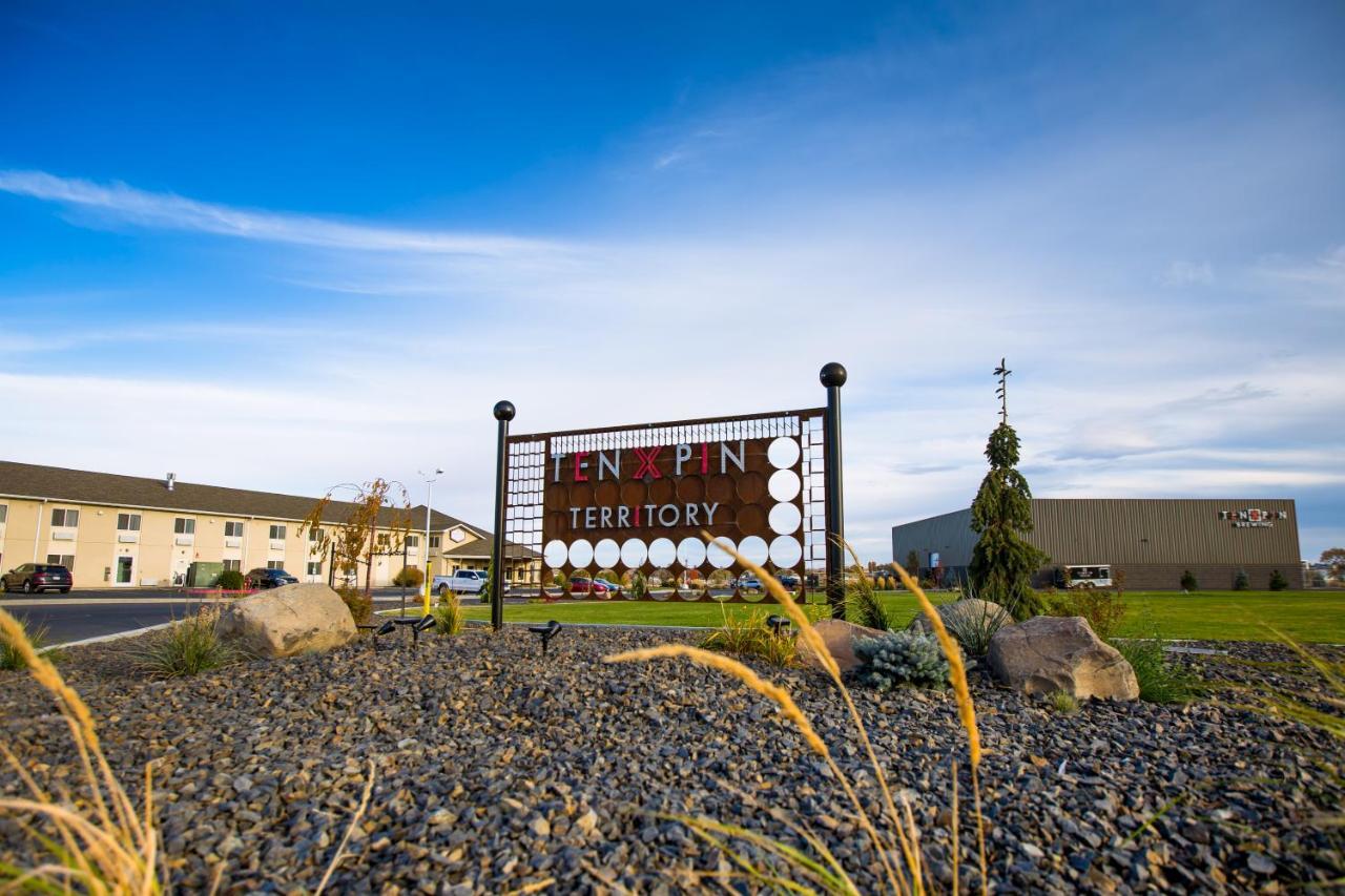 Ten Pin Inn & Suites Moses Lake Buitenkant foto