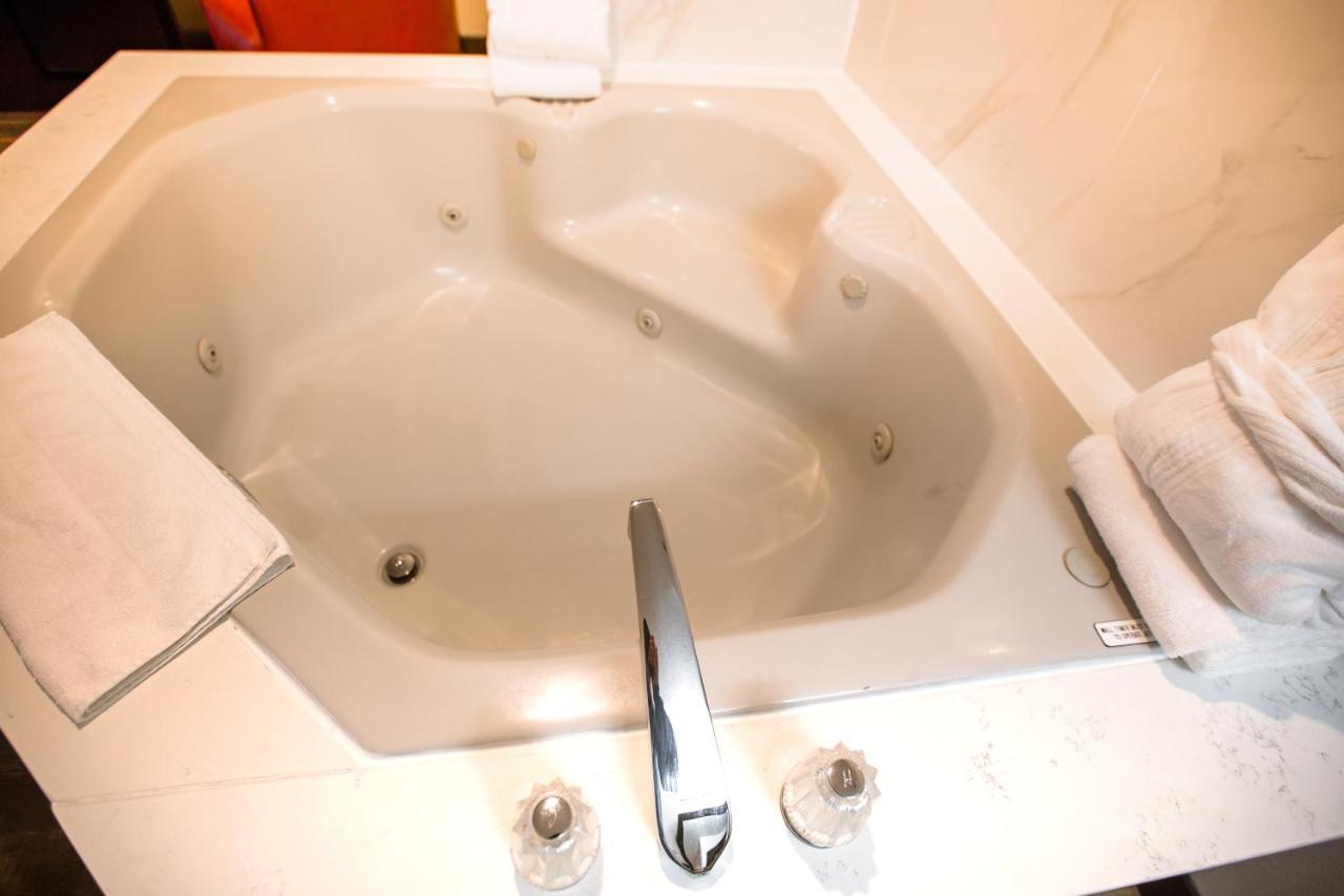 Ten Pin Inn & Suites Moses Lake Buitenkant foto