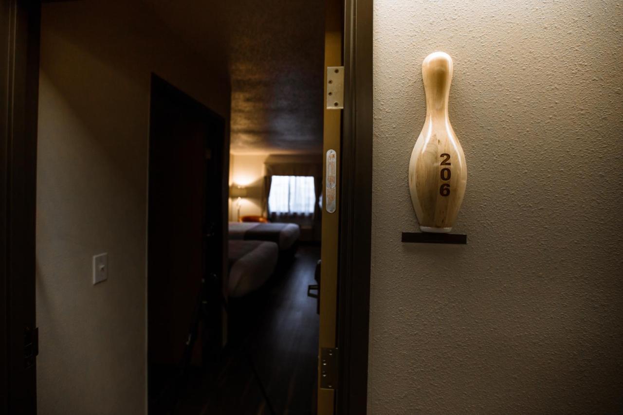 Ten Pin Inn & Suites Moses Lake Buitenkant foto